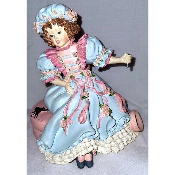 LITTLE MISS MUFFET figurine ArtAffects Ruffles and nursery Rhymes figure DAMAGED - Picture 1 of 12